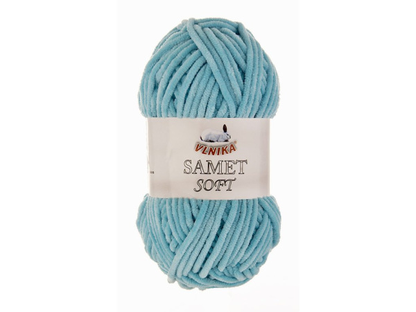 242 světlá azúrová